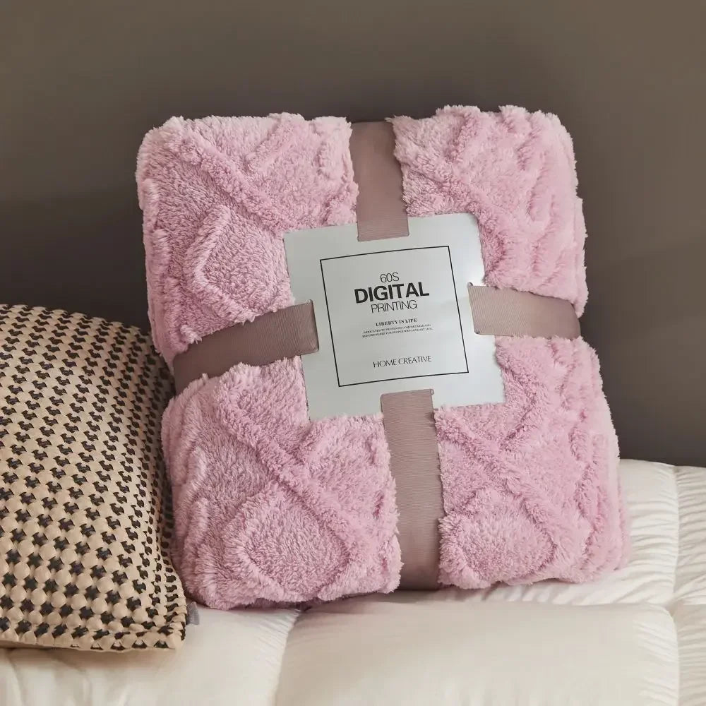 Fluffy Coral Velvet Blanket Flannel Plush Comfortable Thickened and Warm Soft Sofa Throw Blanket for Air-Conditioned Room Luxury