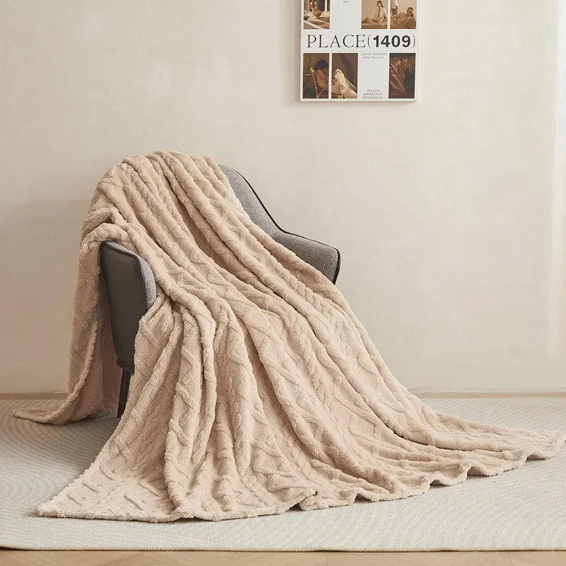 Fluffy Coral Velvet Blanket Flannel Plush Comfortable Thickened and Warm Soft Sofa Throw Blanket for Air-Conditioned Room Luxury
