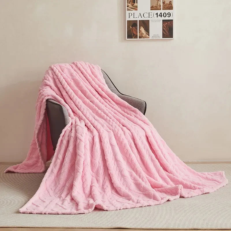 Fluffy Coral Velvet Blanket Flannel Plush Comfortable Thickened and Warm Soft Sofa Throw Blanket for Air-Conditioned Room Luxury